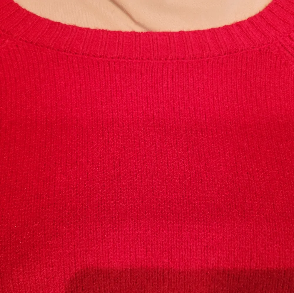 Red Sweater - Picture 5 of 6